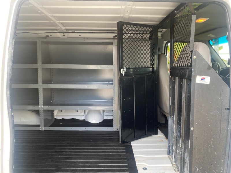 2000 Ford Econoline Cargo Van LOW MILES 68,046 in , 