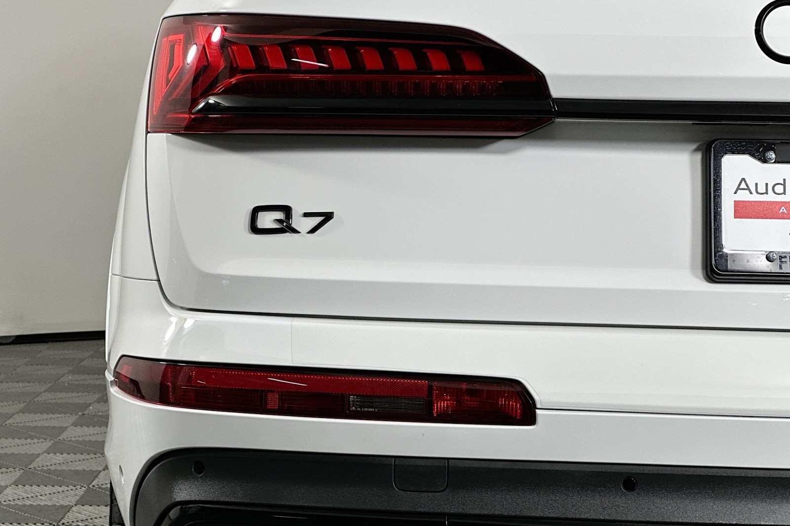 Used 2023 Carrara White Audi Premium Plus image 18