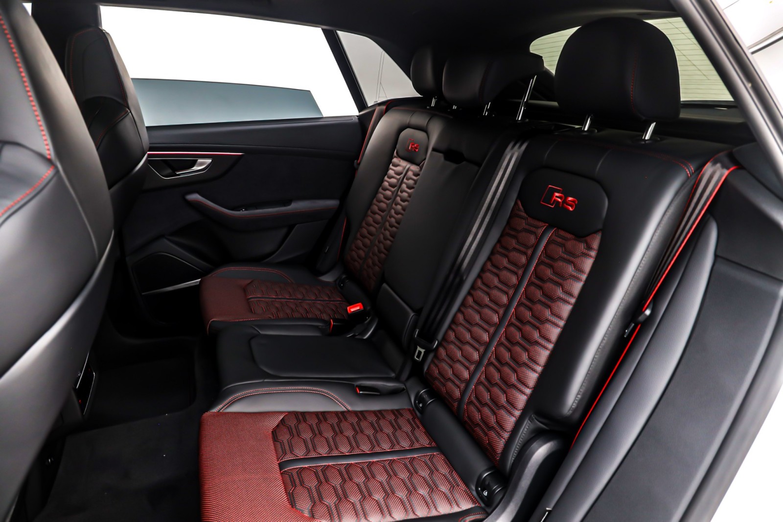 New 2026 Glacier White Metallic Audi performance quattro image 8