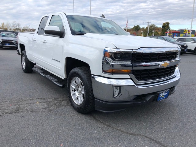 2018 Chevrolet Silverado 1500 LT 2