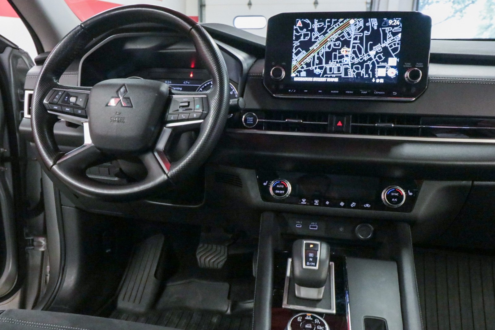 Used Car 2024 Mitsubishi Outlander  Se For Sale Under $25,000 In Austin, Texas