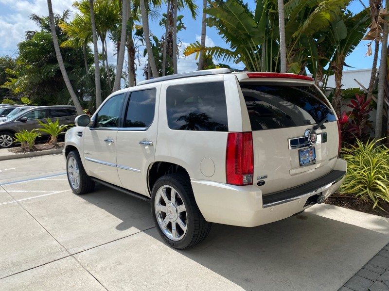2010 Cadillac Escalade SUNROOF NAV Premium LOW MILES 66,933 in ,
