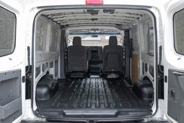 2020 Nissan NV Cargo S 43