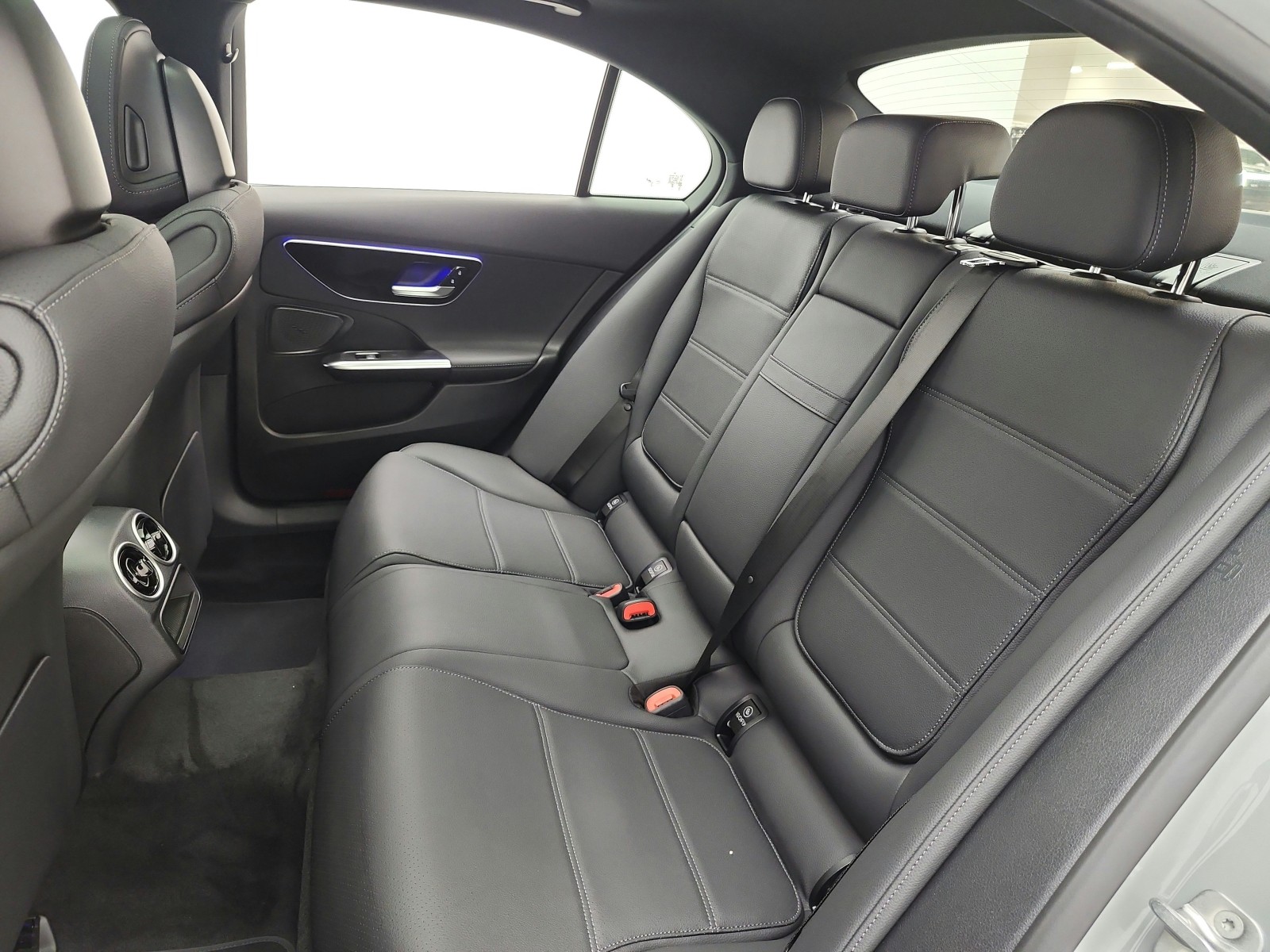 New 2026 MANUFAKTUR Alpine Grey Mercedes-Benz C 300 Sedan image 11