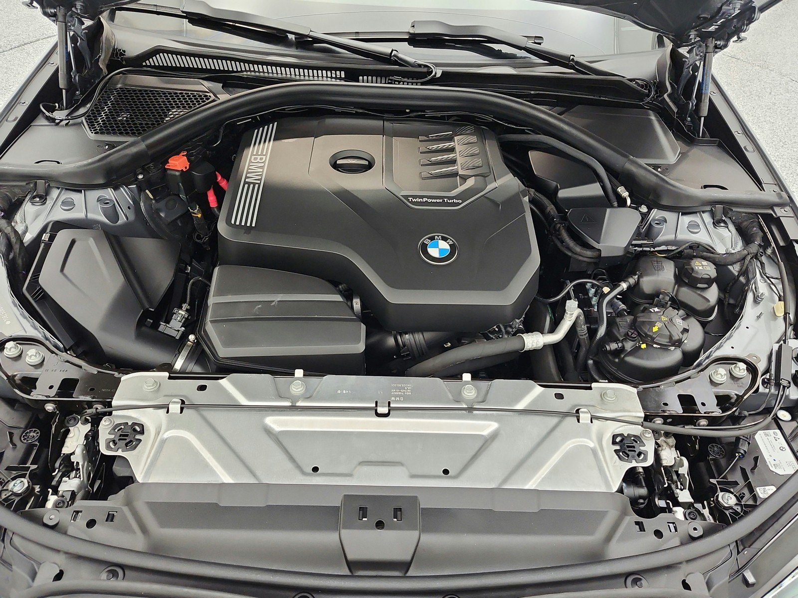 Used 2023 Skyscraper Grey Metallic BMW 330i Sedan image 18