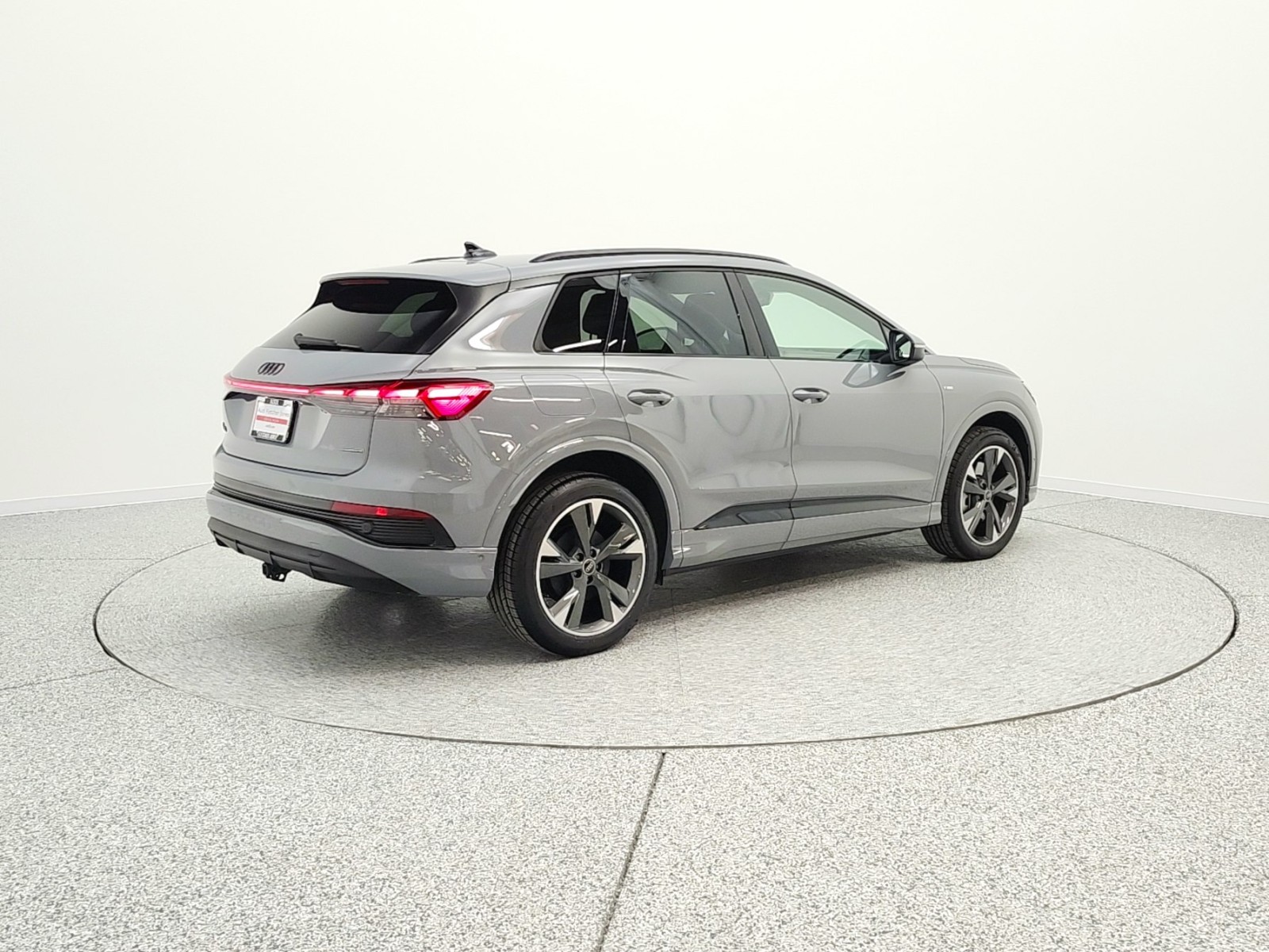 Used 2023 Pebble Gray Audi Prestige 50 quattro image 5