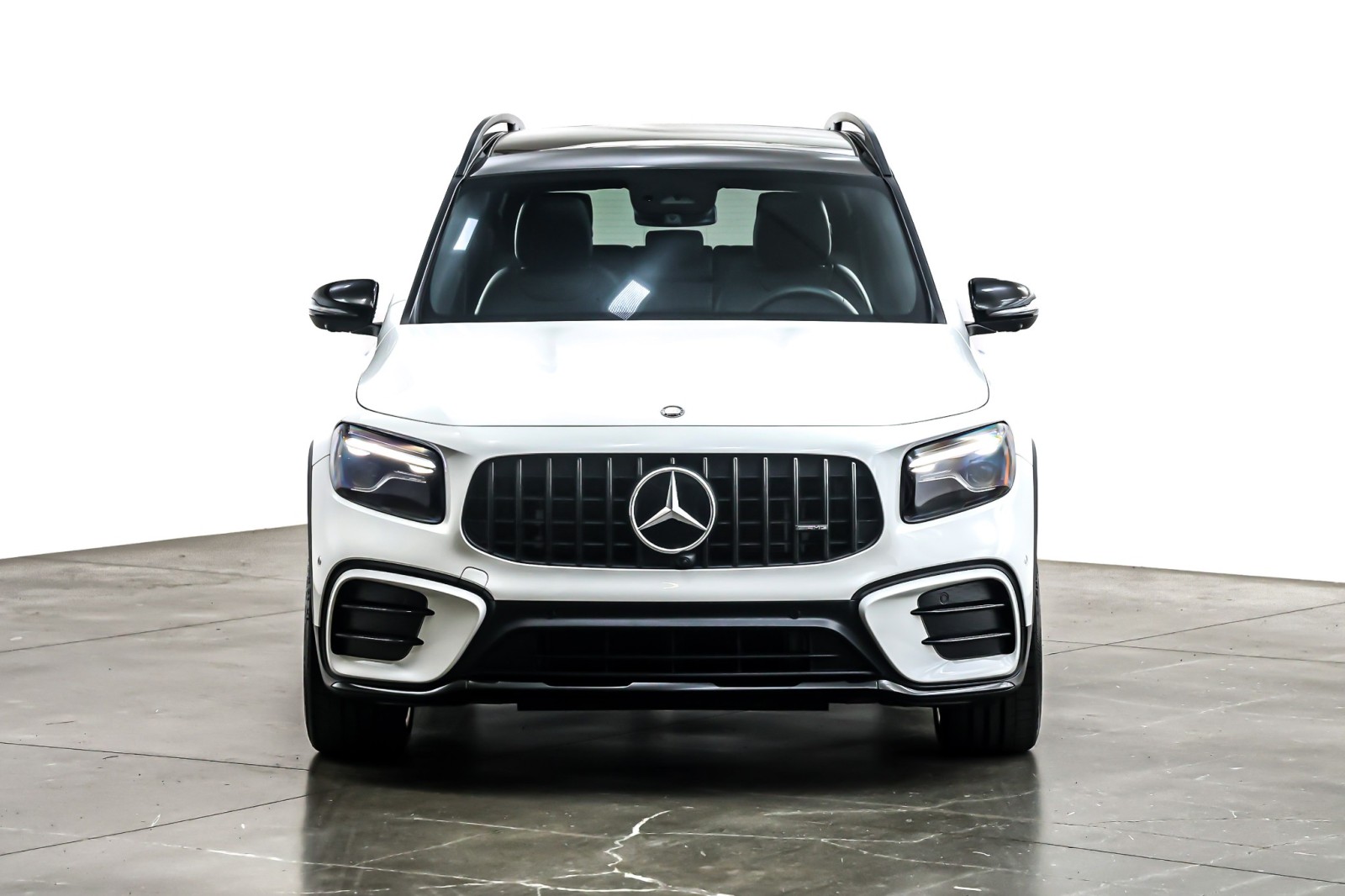 Used 2025 Polar White Mercedes-Benz AMG® GLB 35 4MATIC SUV image 4