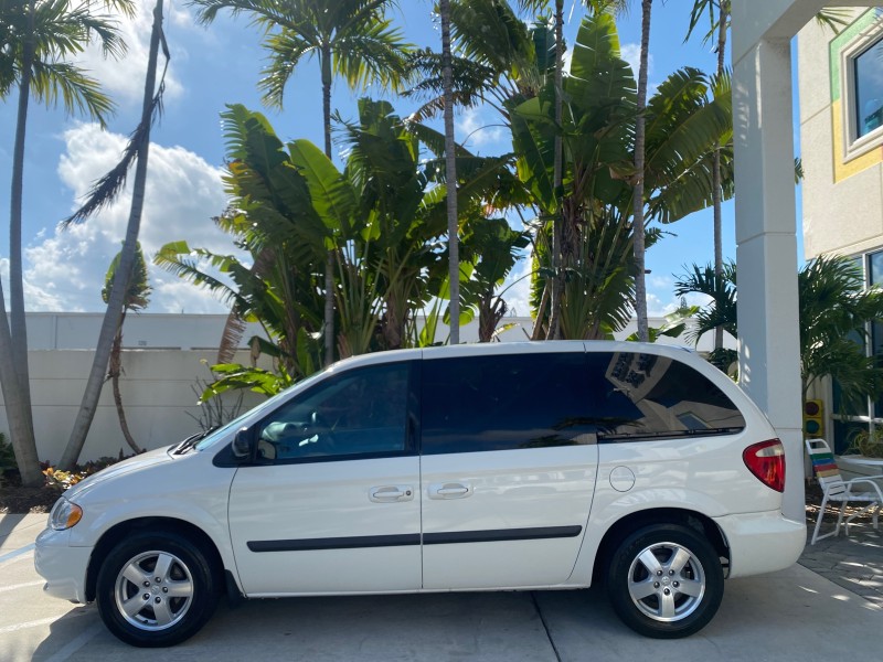 2006 Dodge Caravan SXT LOW MILES 28,367 1 OWNER HANDICAP LIFT in , 