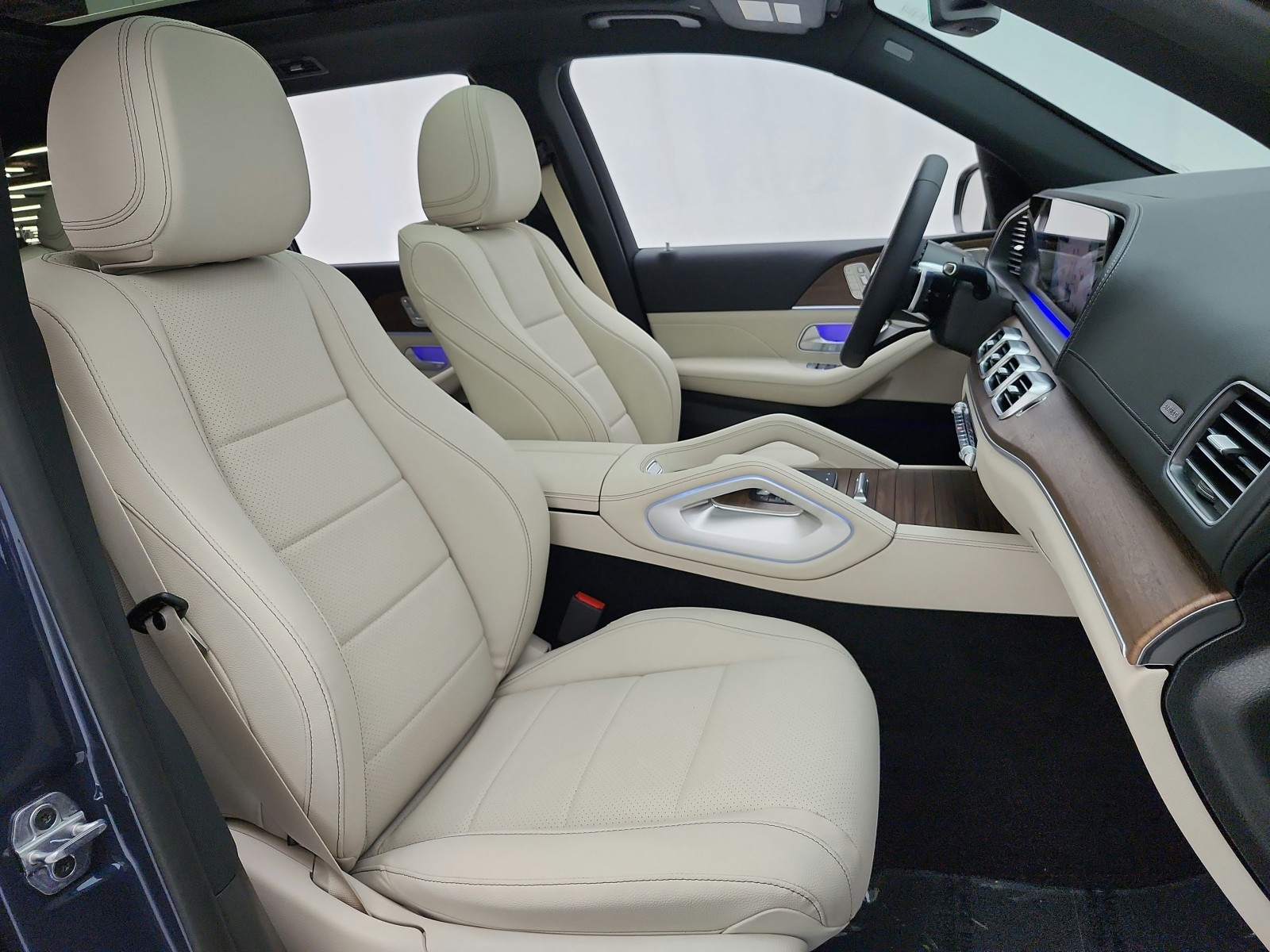 New 2026 Twilight Blue Metallic Mercedes-Benz GLS 450 4MATIC® SUV image 14