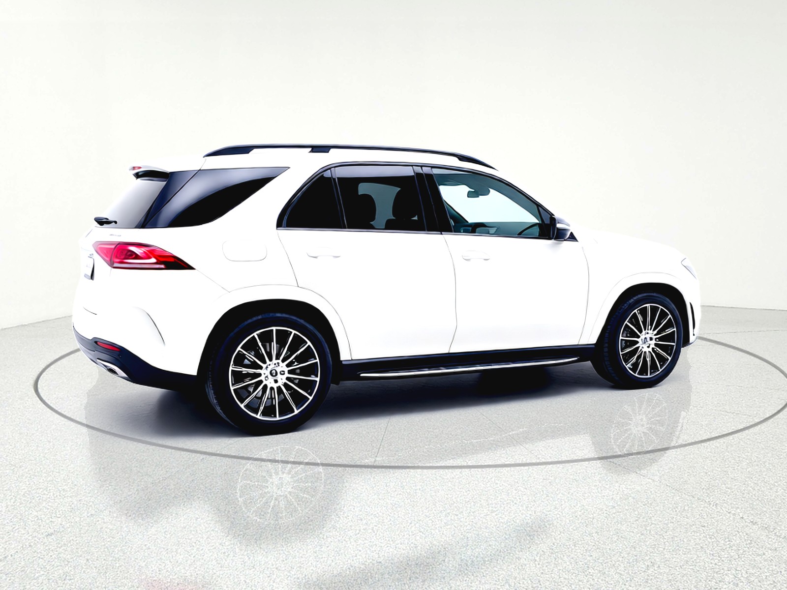 Used 2021 Polar White Mercedes-Benz GLE 580 4MATIC® SUV image 14