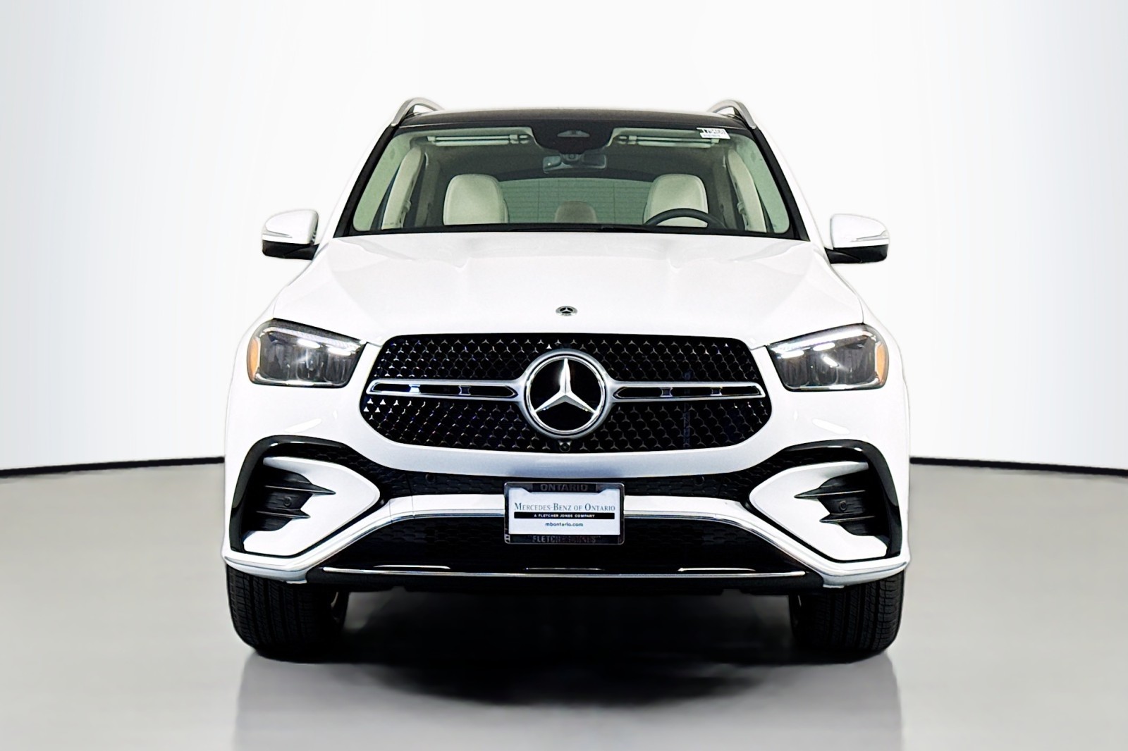 New 2026 Polar White Mercedes-Benz GLE 450 4MATIC® SUV image 2