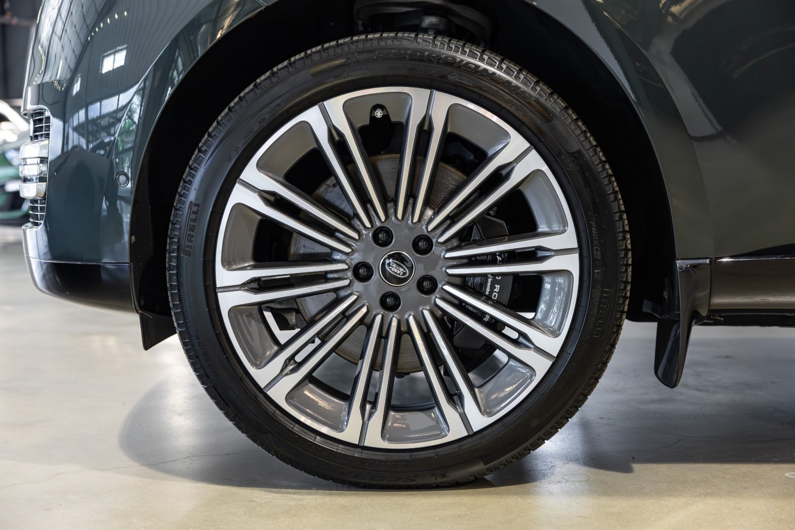 Used Car 2025 Land Rover Range Rover  Autobiography For Sale Under $150,000 In Boerne, Texas