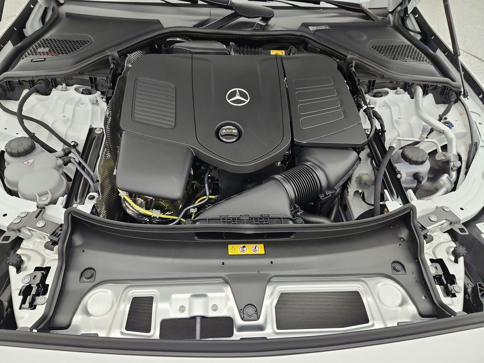 New 2027 Polar White Mercedes-Benz E 350 RWD Sedan image 12