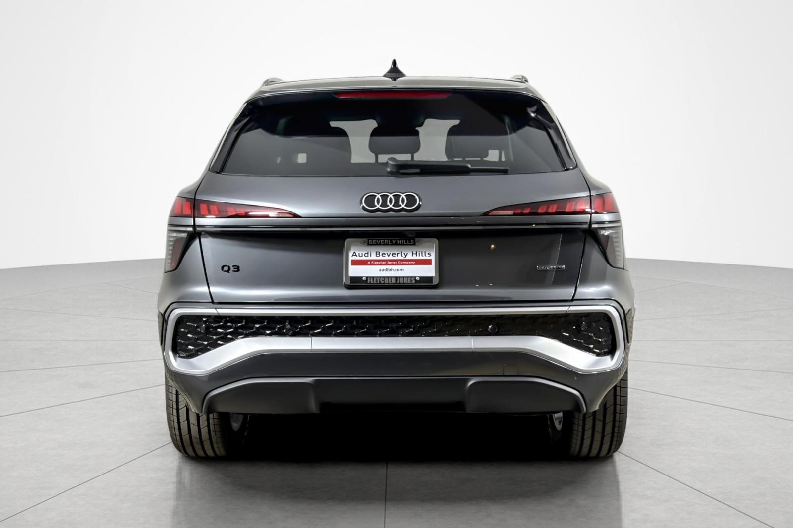 New 2026 Daytona Gray Pearl Effect Audi S line quattro image 5