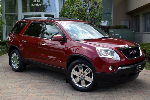 2010 GMC Acadia Navi Tech Pkg. Dual Moonroof 3rd Row Seats Head Up Display MSRP $48,490 3