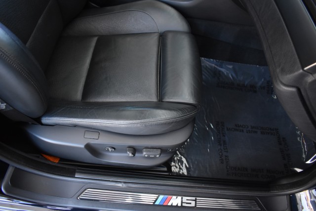 2003 BMW 5 Series M5 6-Speed Manual 41