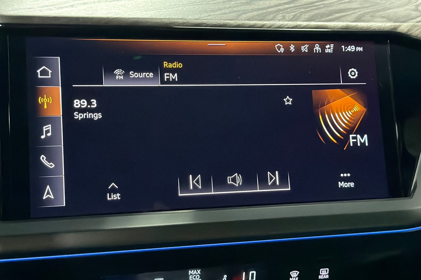 Used 2024 Mythos Black Metallic Audi Premium Plus 50 quattro image 17