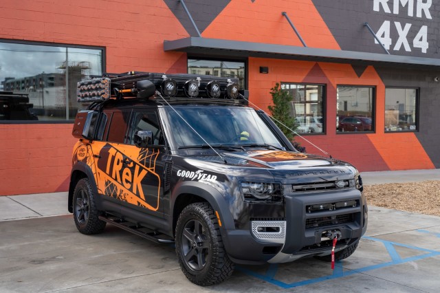 2023  Defender TReK Edition in , 