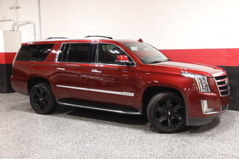 2020 Cadillac Escalade ESV 4dr Suv in , 