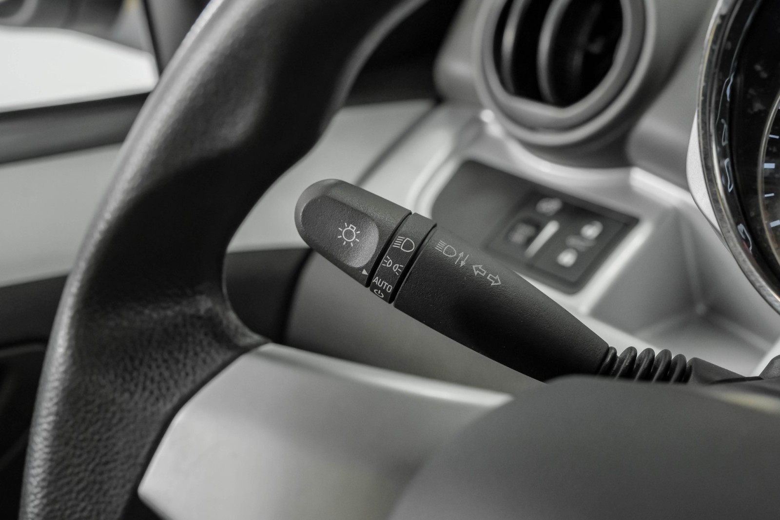 2015 Chevrolet Spark LS AUTOMATIC POWER LOCKS POWER WINDOWS ALLOY WHEEL 16