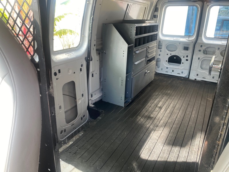 2000 Ford Econoline Cargo Van LOW MILES 68,046 in , 