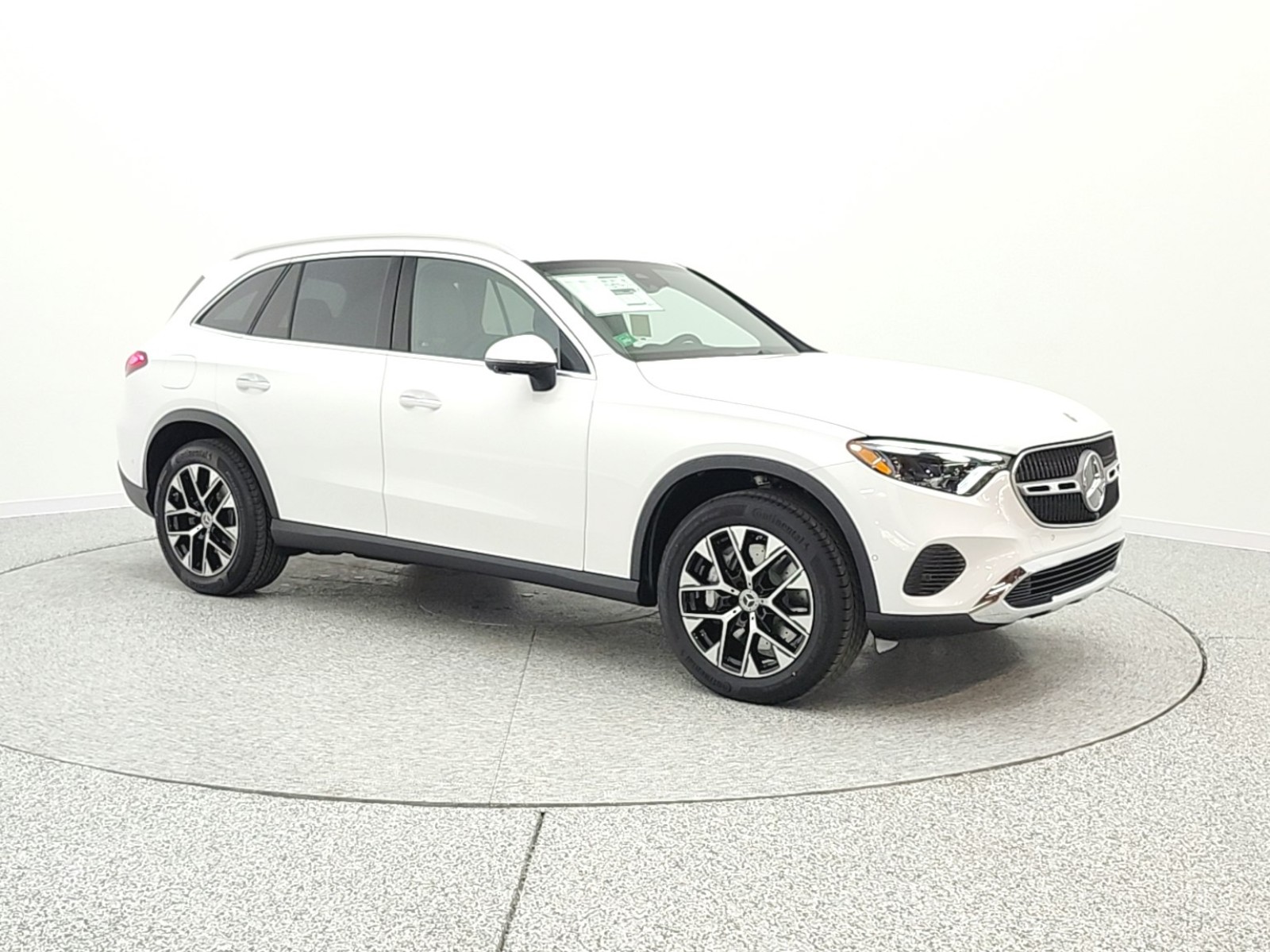 New 2026 MANUFAKTUR Moonlight White Metallic Mercedes-Benz GLC 350e 4MATIC® SUV image 3