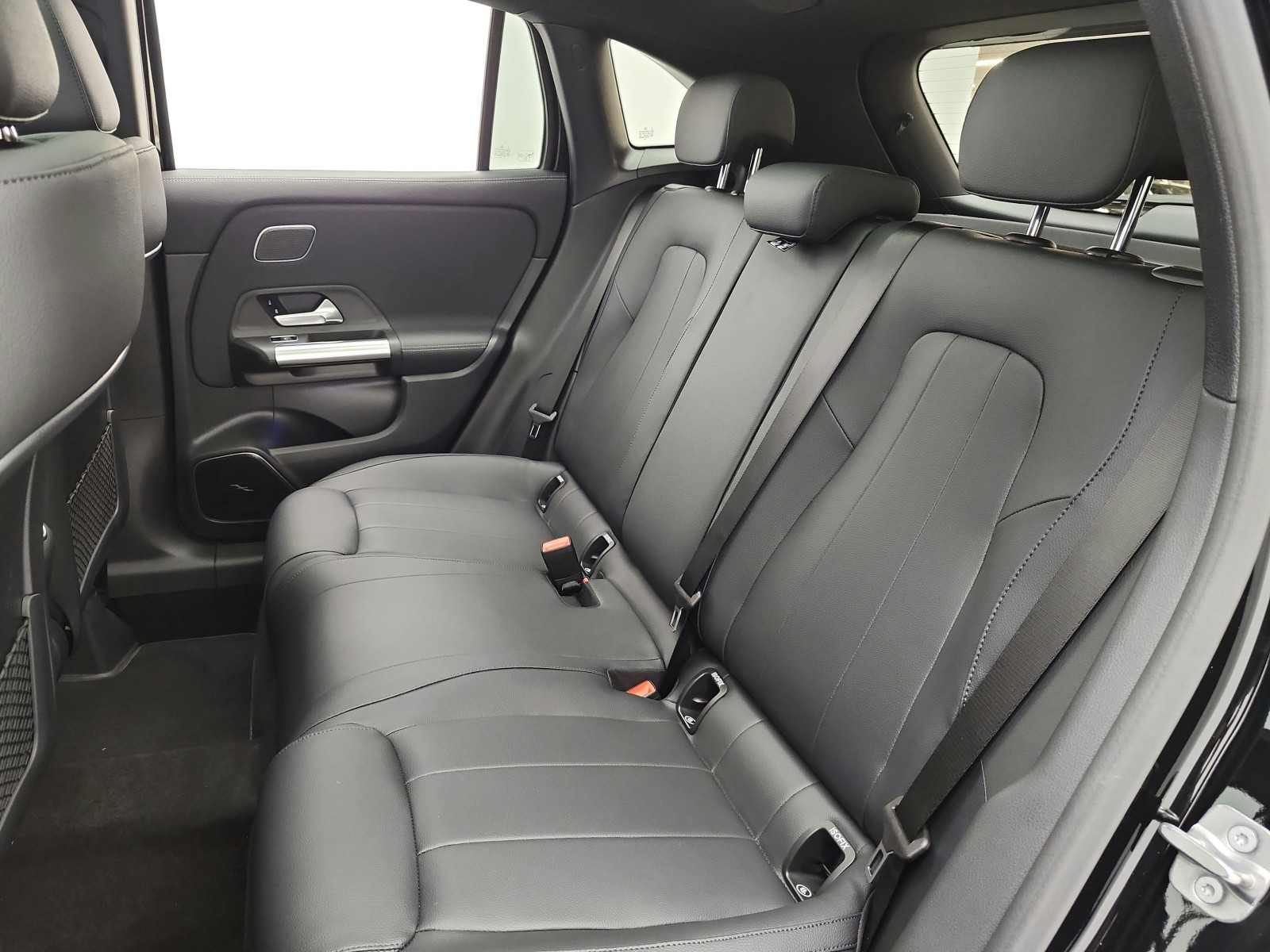 New 2026 Night Black Mercedes-Benz GLA 250 SUV image 11