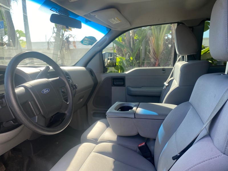 2006 Ford F-150 STX 4 DOOR LOW MILES 92,223 in ,