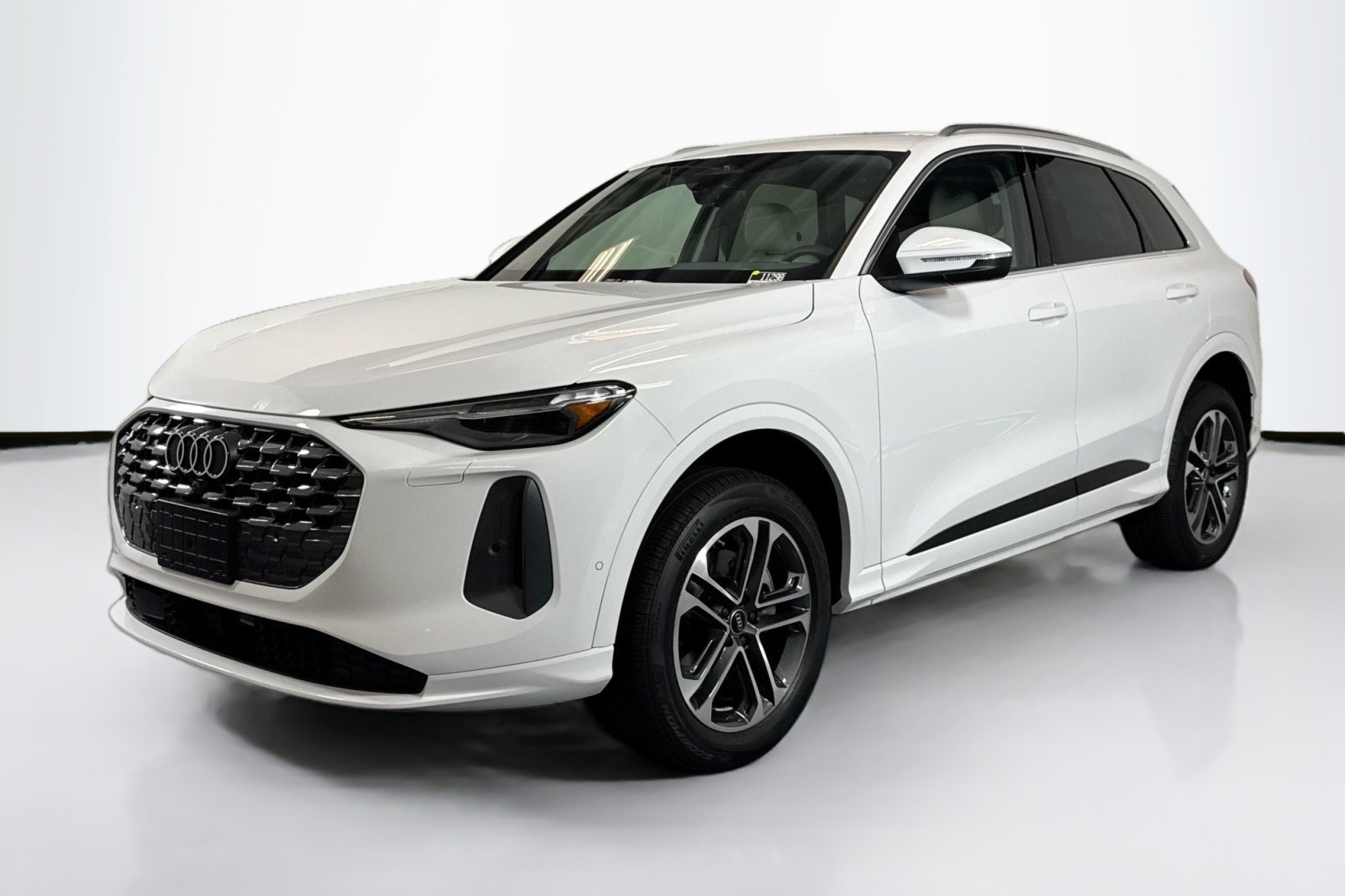 2025 Audi Q5 Premium Plus 2.0 TFSI quattro