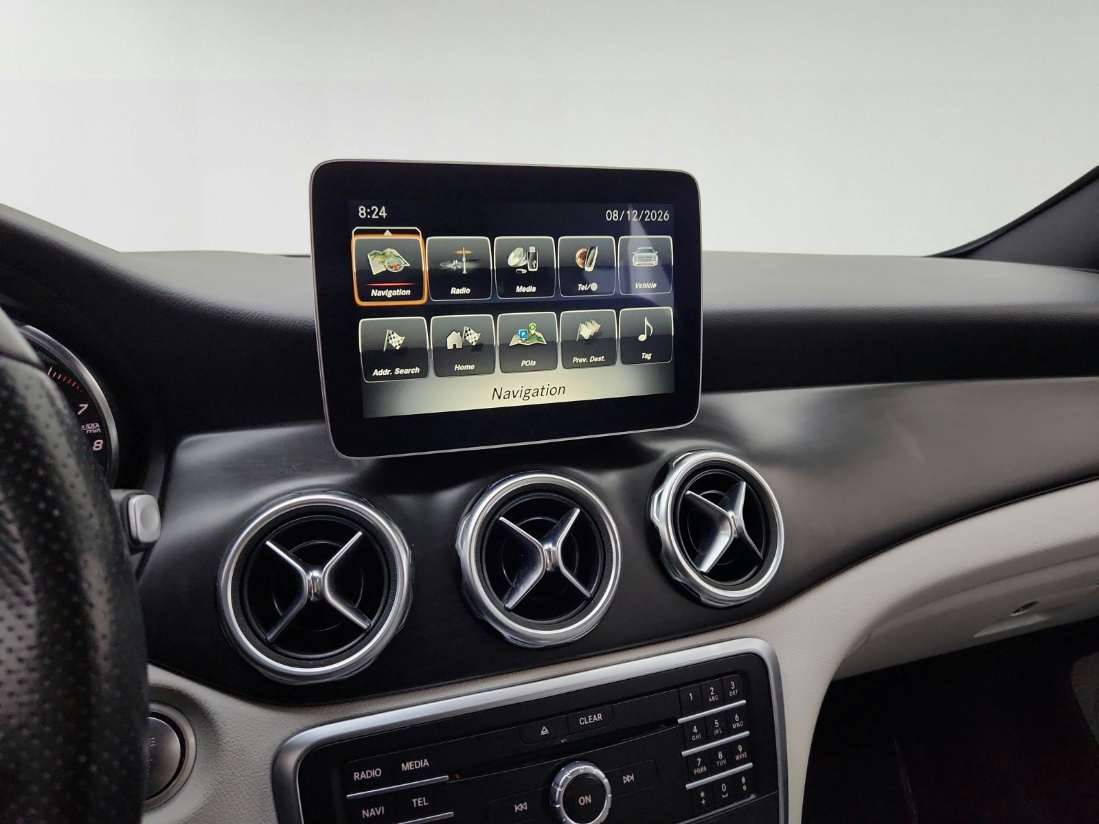 Used 2018 Mountain Grey Metallic Mercedes-Benz GLA 250 image 20