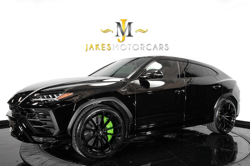 2021 Lamborghini Urus *ONLY 1900 MILES* *4-SEAT CONFIGURATION* *1-OWNER* in , 