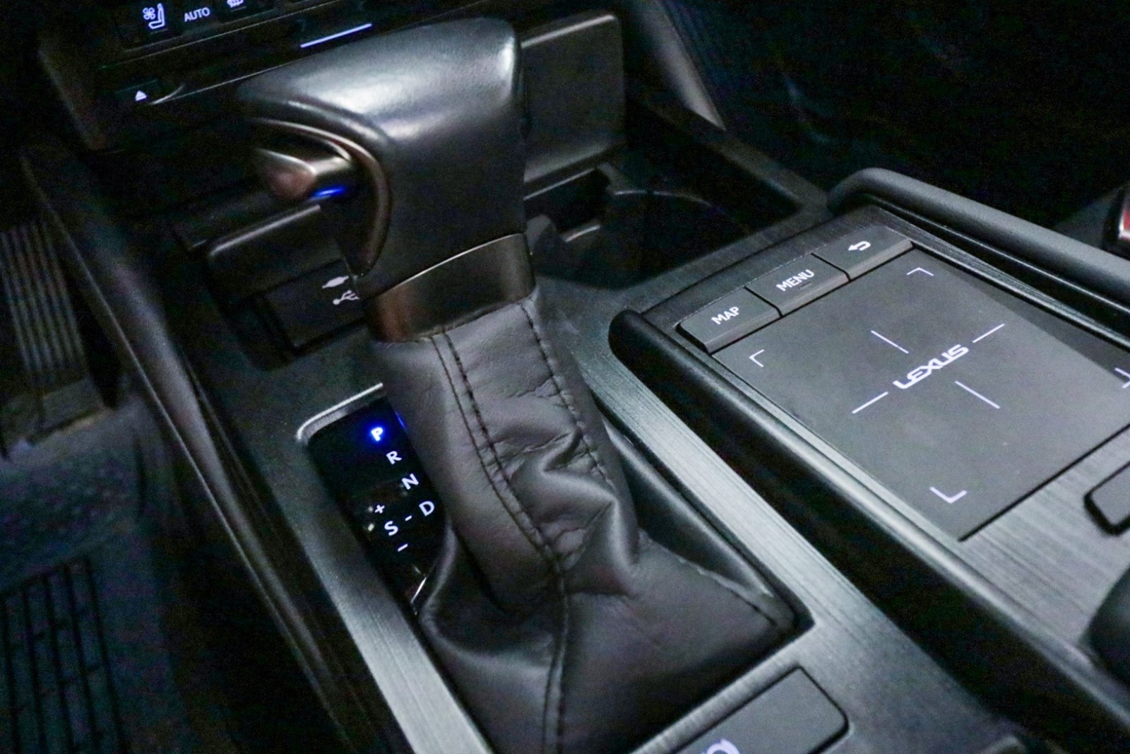 Used Car 2022 Lexus Es  Es 350 Ultra Luxury For Sale Under $50,000 In Austin, Texas
