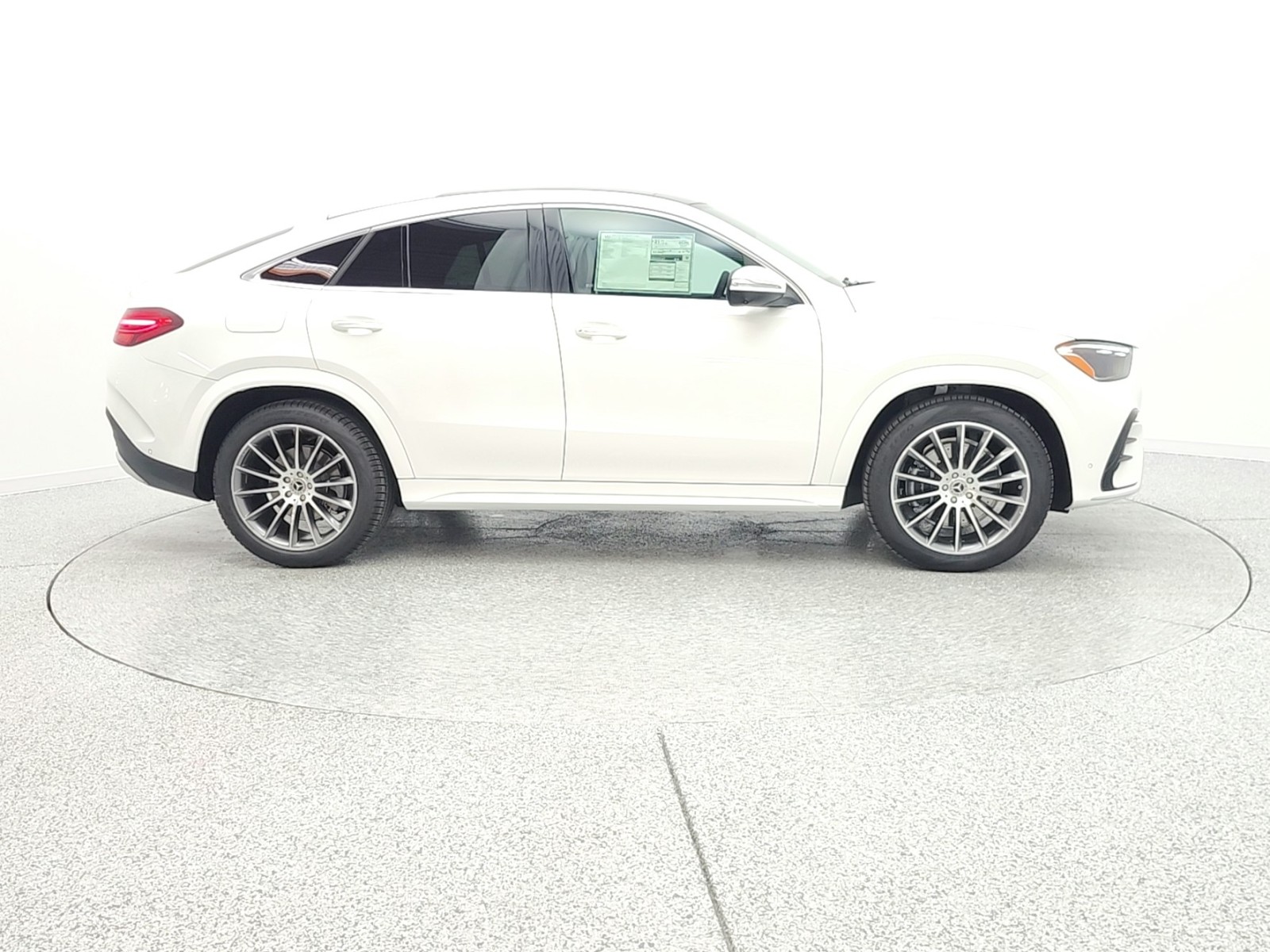 New 2026 Polar White Mercedes-Benz GLE 450 image 4