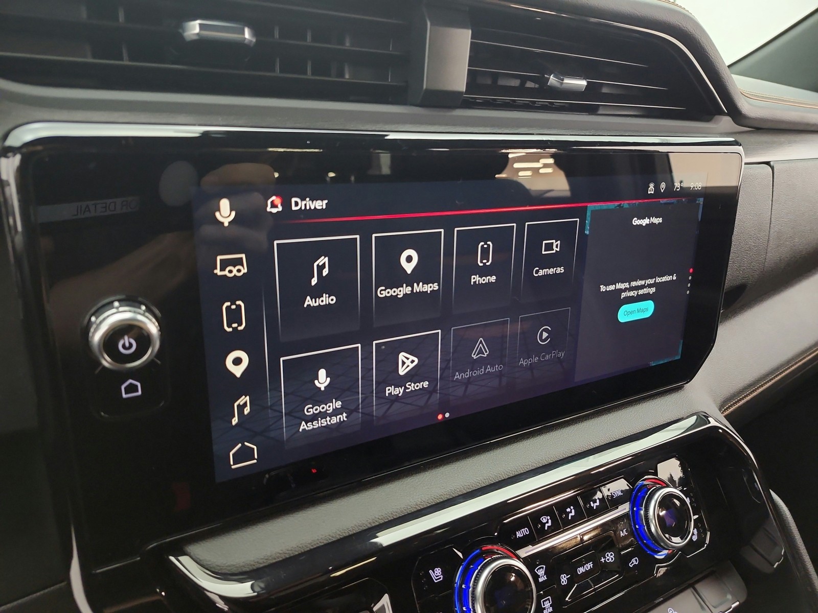 Used 2025 Onyx Black GMC 4WD Crew Cab 147 AT4 image 12