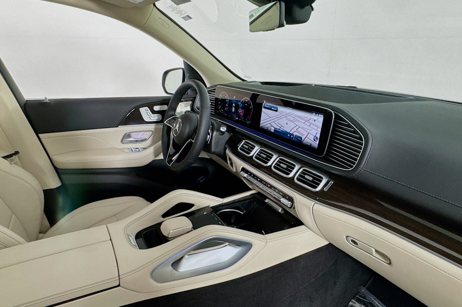 New 2026 Polar White Mercedes-Benz GLE 350 SUV image 15