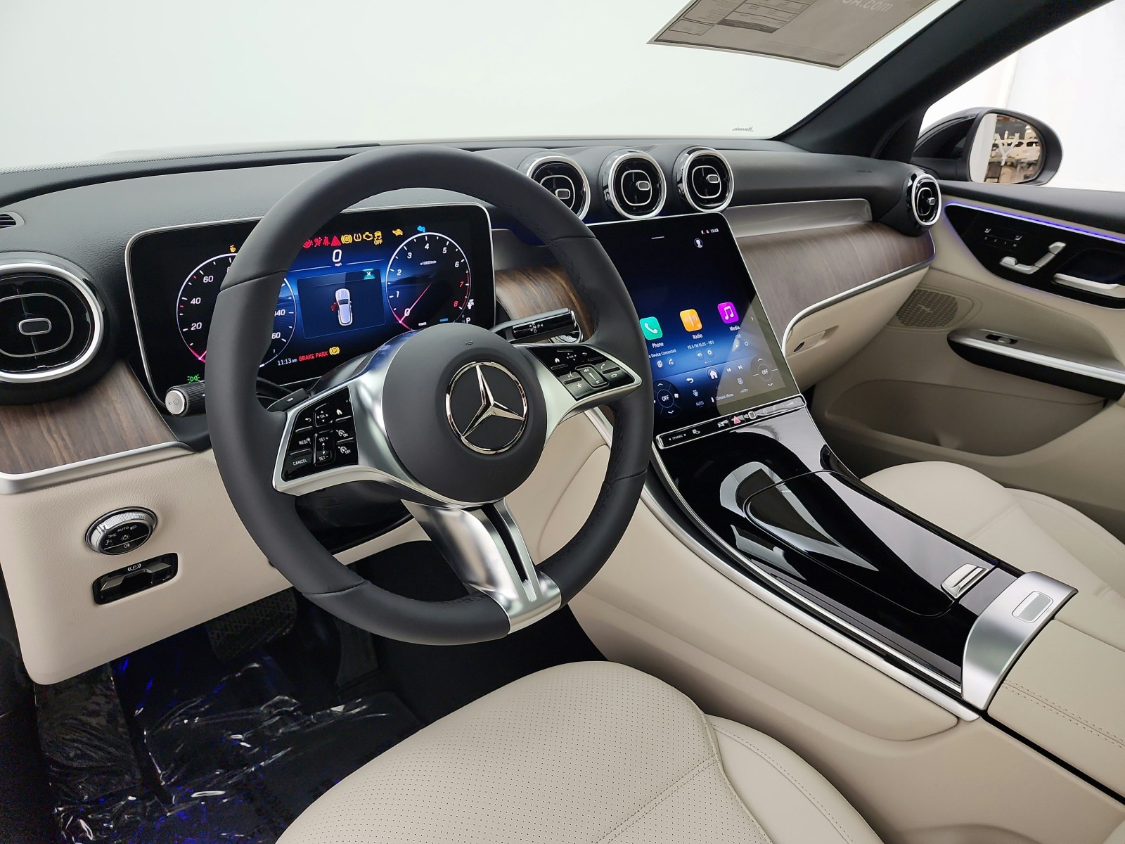 New 2026 Black Mercedes-Benz GLC 300 image 10