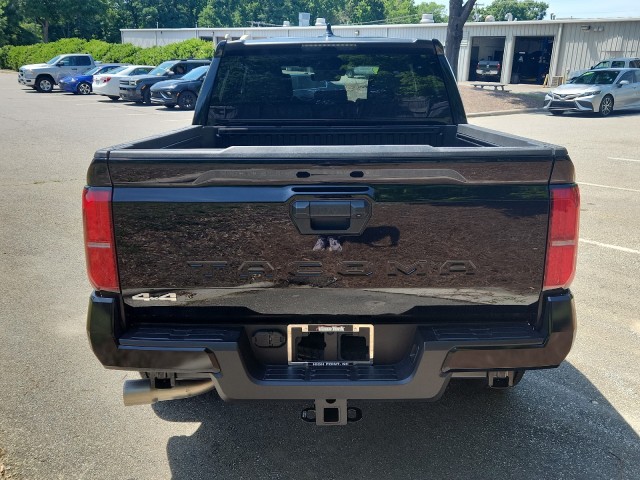 ToyotaTacoma 4WD6