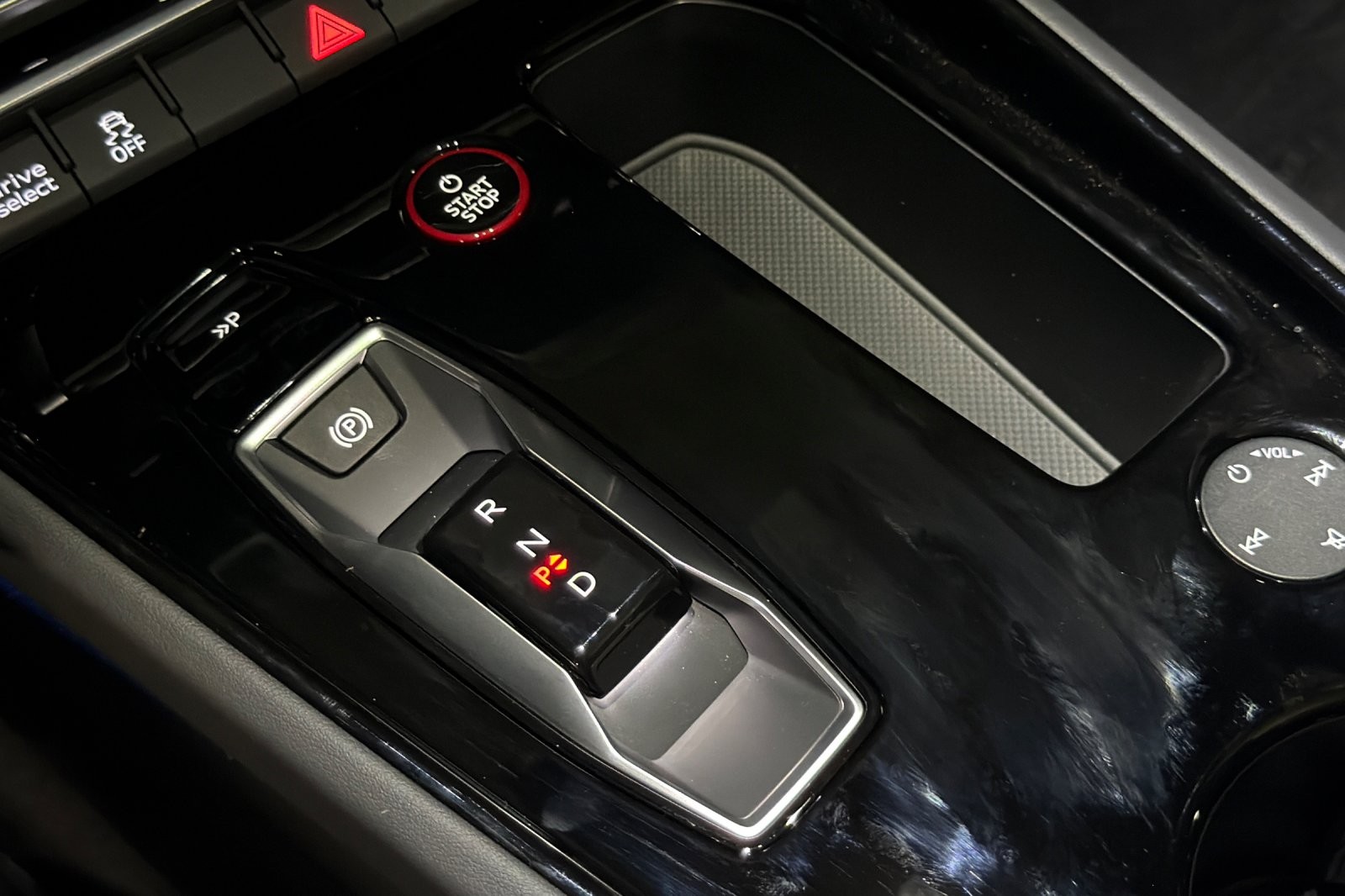 New 2026 Mythos Black Metallic Audi Prestige quattro image 20