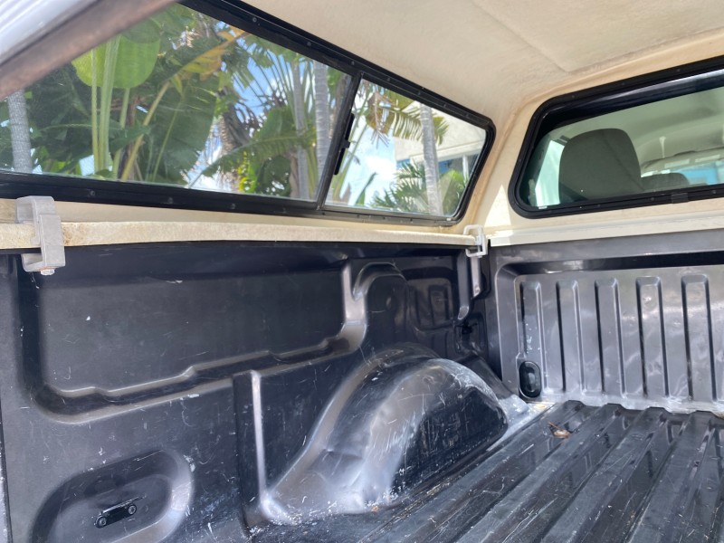 2010 Ford F-150 4 DR CREW XL LOW MILES 34,625 in , 