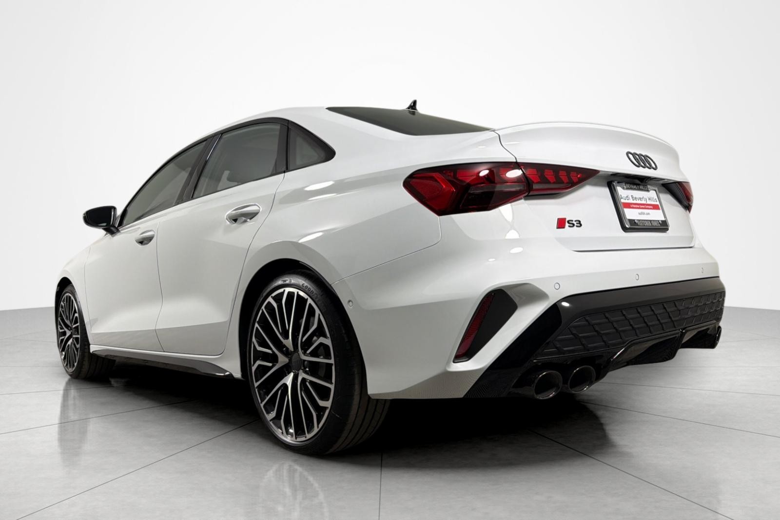 New 2026 Glacier White Metallic Audi quattro image 4