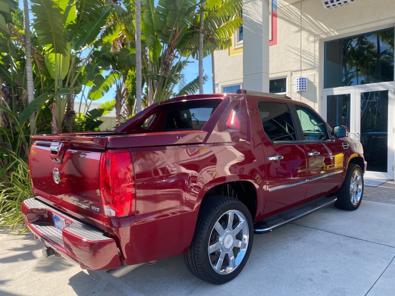 2007 Cadillac Escalade EXT LOW MILES 13,852 1 OWNER 4WD in , 