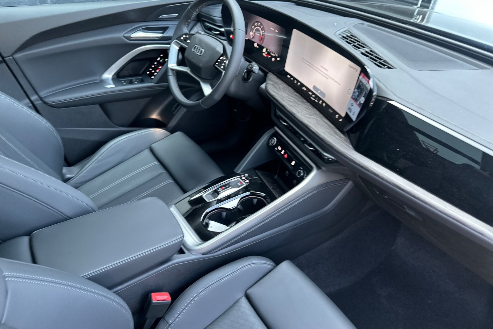 New 2026 Mythos Black Metallic Audi Premium Plus 2.0 TFSI quattro image 15