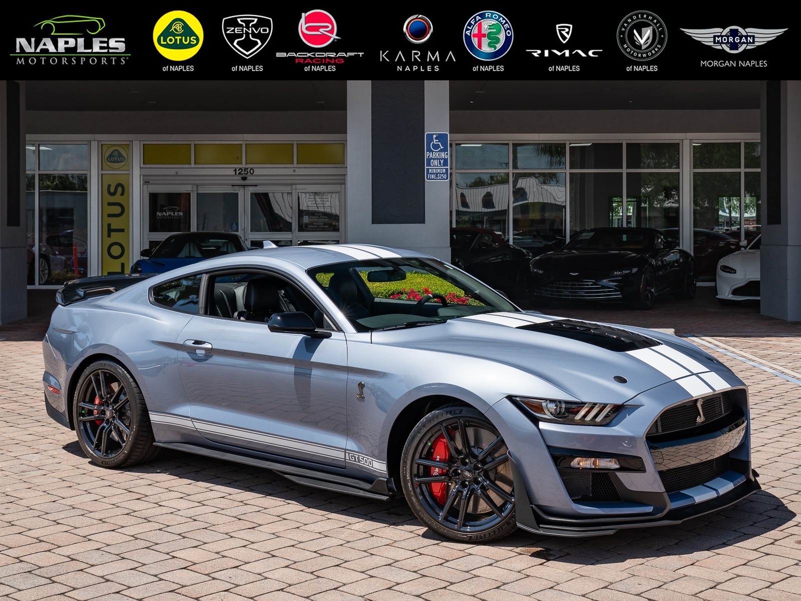 /2022 Ford Mustang