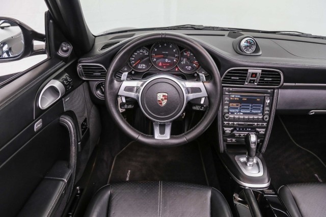 2012 Porsche 911 Carrera Black Edition 26