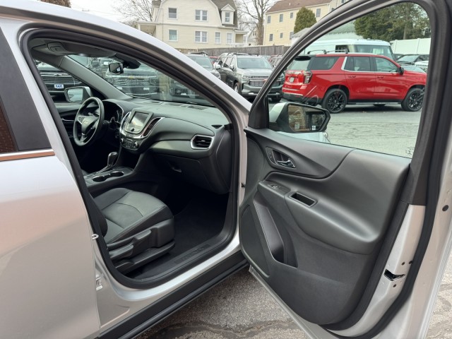 2021 Chevrolet Equinox LT with Leather 15