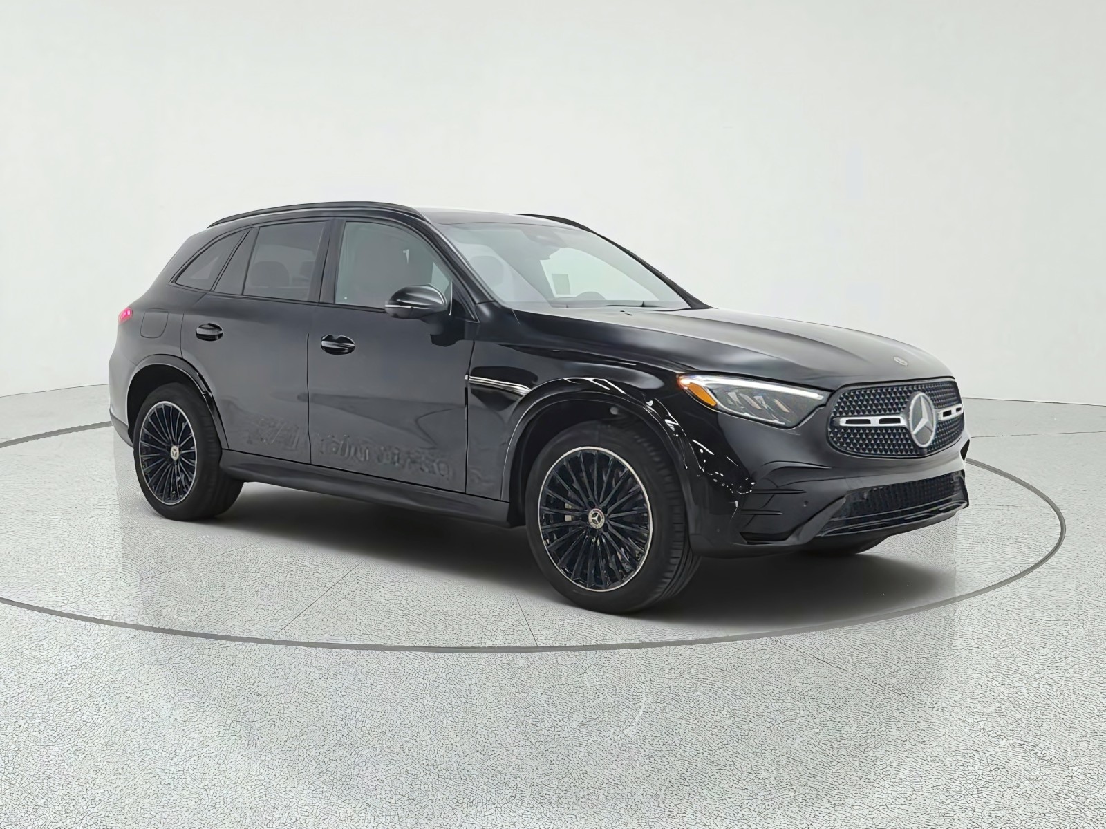 New 2027 Black Mercedes-Benz GLC 300 SUV image 3