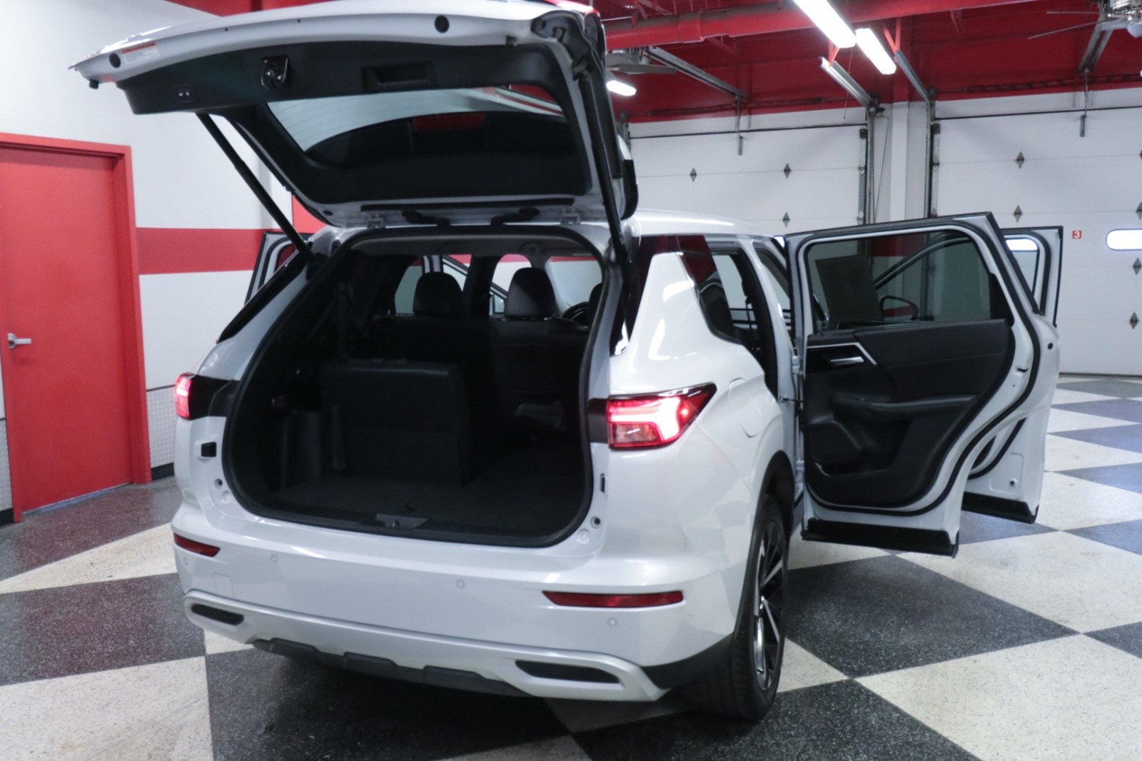 Used Car 2024 Mitsubishi Outlander  Se For Sale Under $25,000 In Austin, Texas