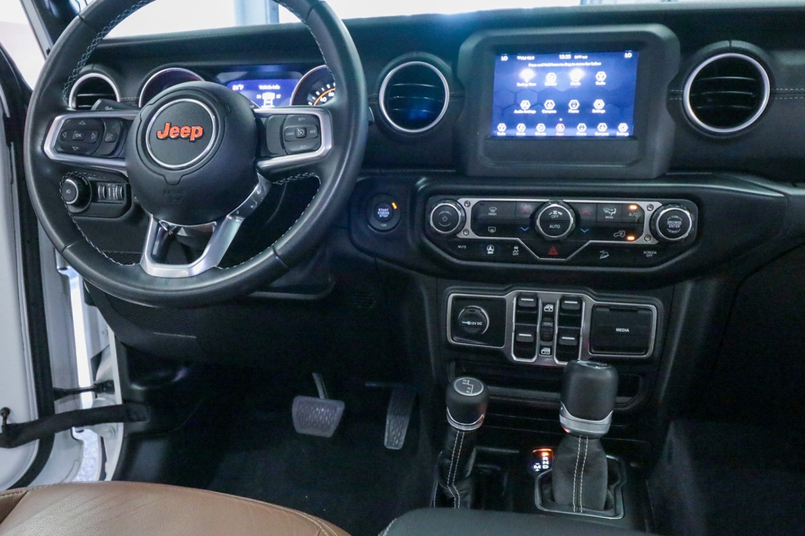Used Car 2020 Jeep Wrangler Unlimited  Sahara For Sale Under $25,000 In Austin, Texas