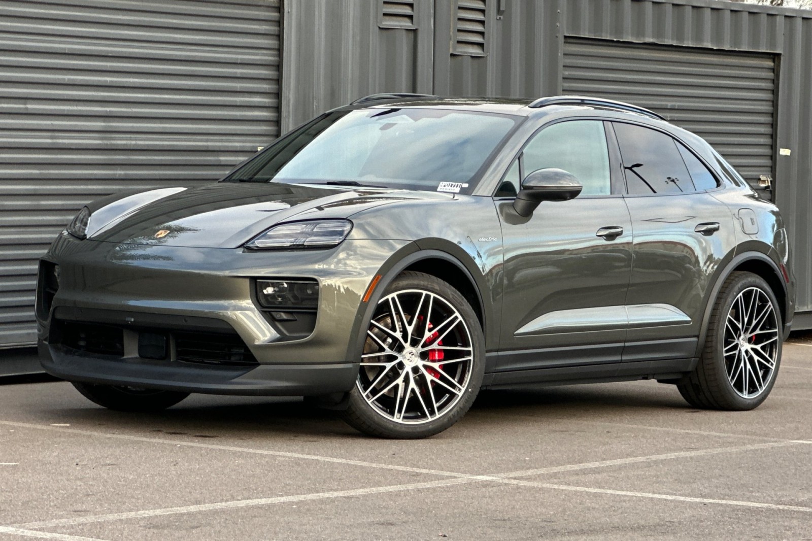 New 2026 Porsche Macan 4S Electric SUV in Long Beach #NP01711