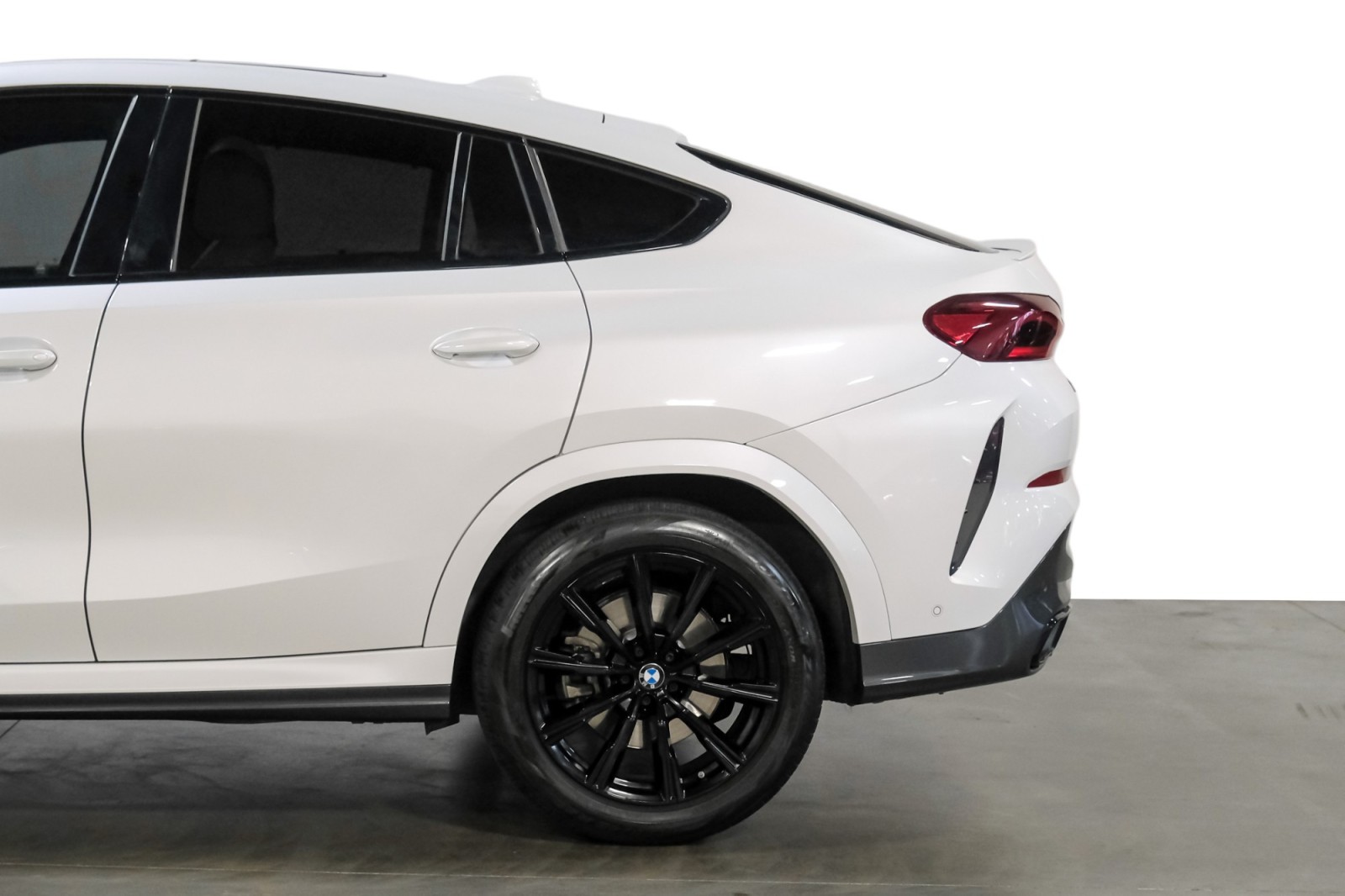 2022 BMW X6 xDrive40i MSport ExecutivePkg 4ZoneClmt ParkAsst Shadowline 12